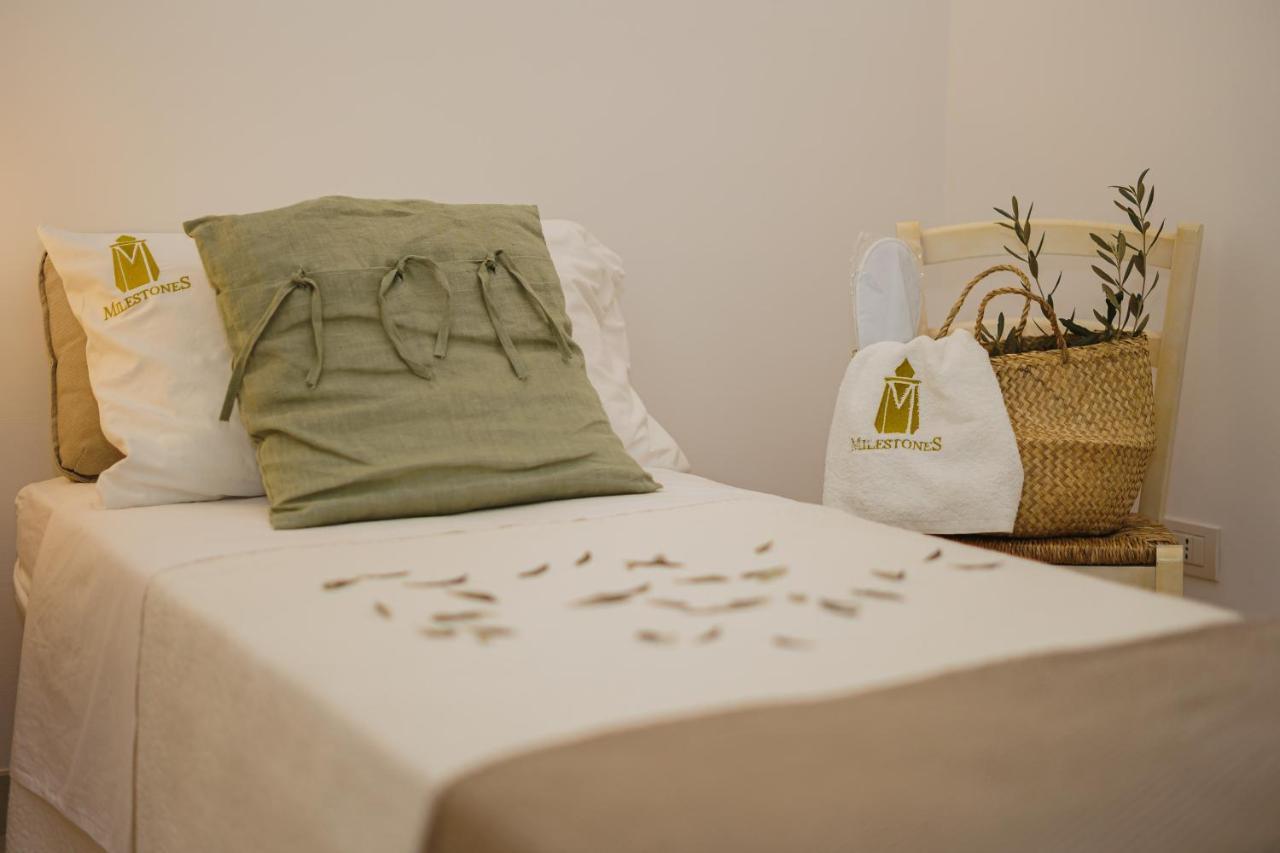 Milestones Modern Suite Trullo Jacuzzi Spa & Relax アルベロベッロ エクステリア 写真