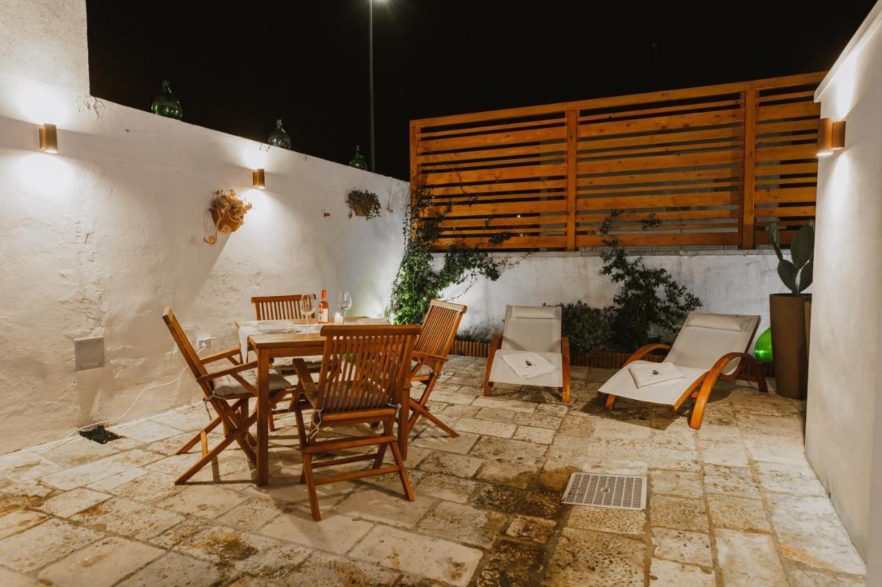Milestones Modern Suite Trullo Jacuzzi Spa & Relax アルベロベッロ エクステリア 写真