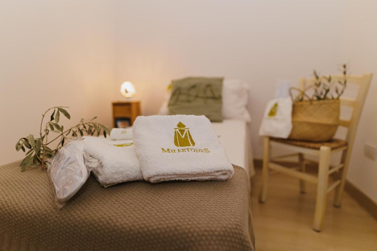 Milestones Modern Suite Trullo Jacuzzi Spa & Relax アルベロベッロ エクステリア 写真